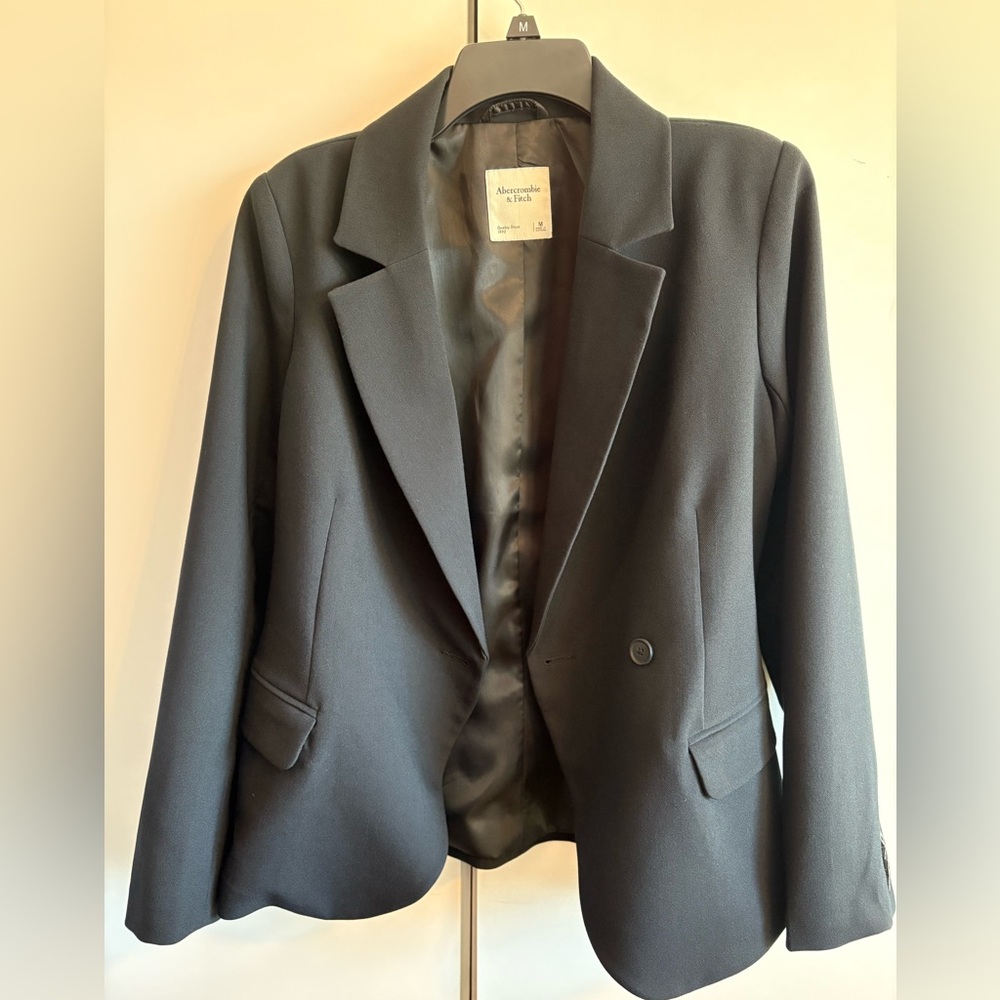 Abercrombie and Fitch Black Blazer